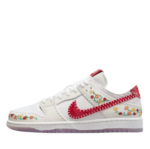 Nike SB Dunk Low Decon N7 University Red
