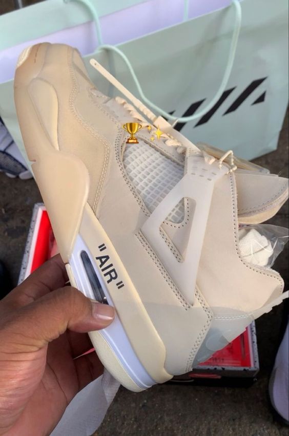 Jordan 4 Retro Off-White Sail (W) photo review