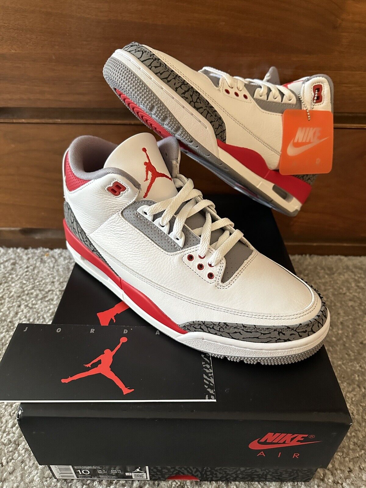 Jordan 3 OG Fire Red 2022 photo review
