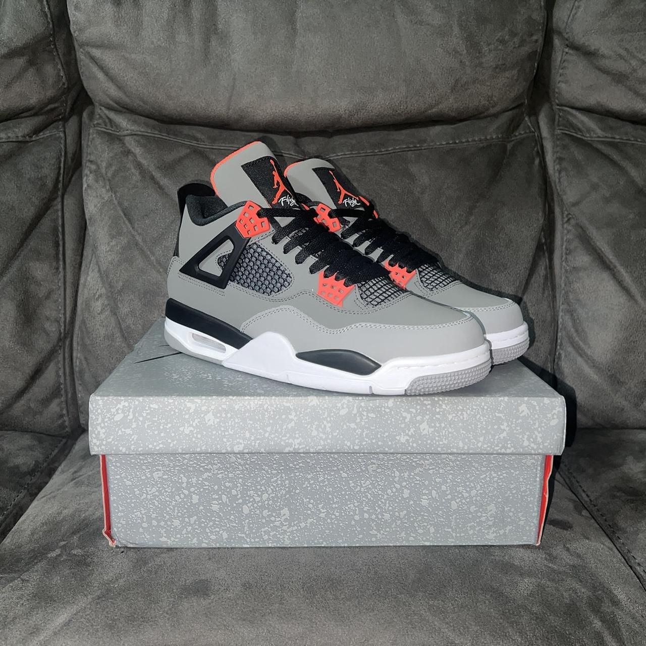 Jordan 4 Retro Infrared photo review