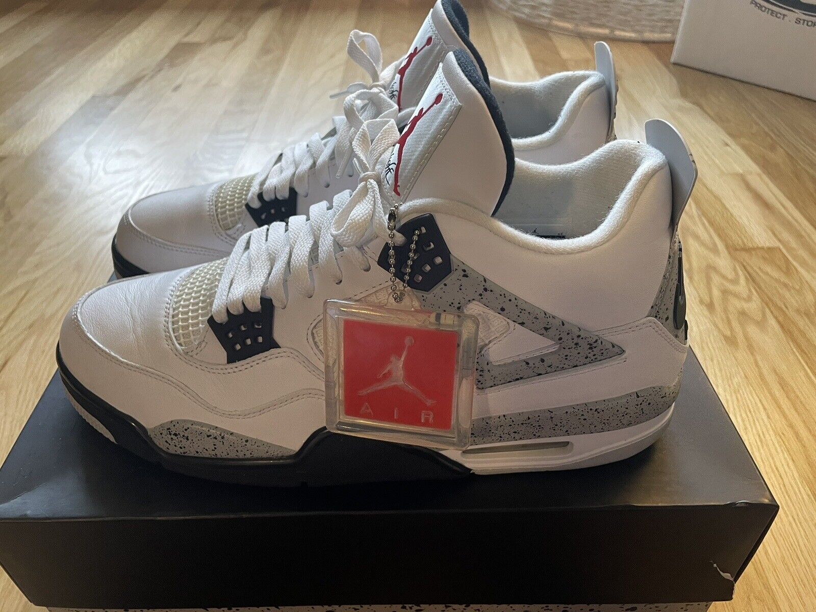 Jordan 4 Retro White Cement photo review