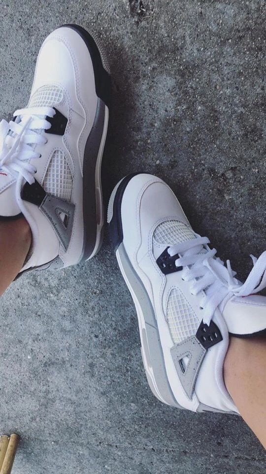 Jordan 4 Retro White Cement photo review