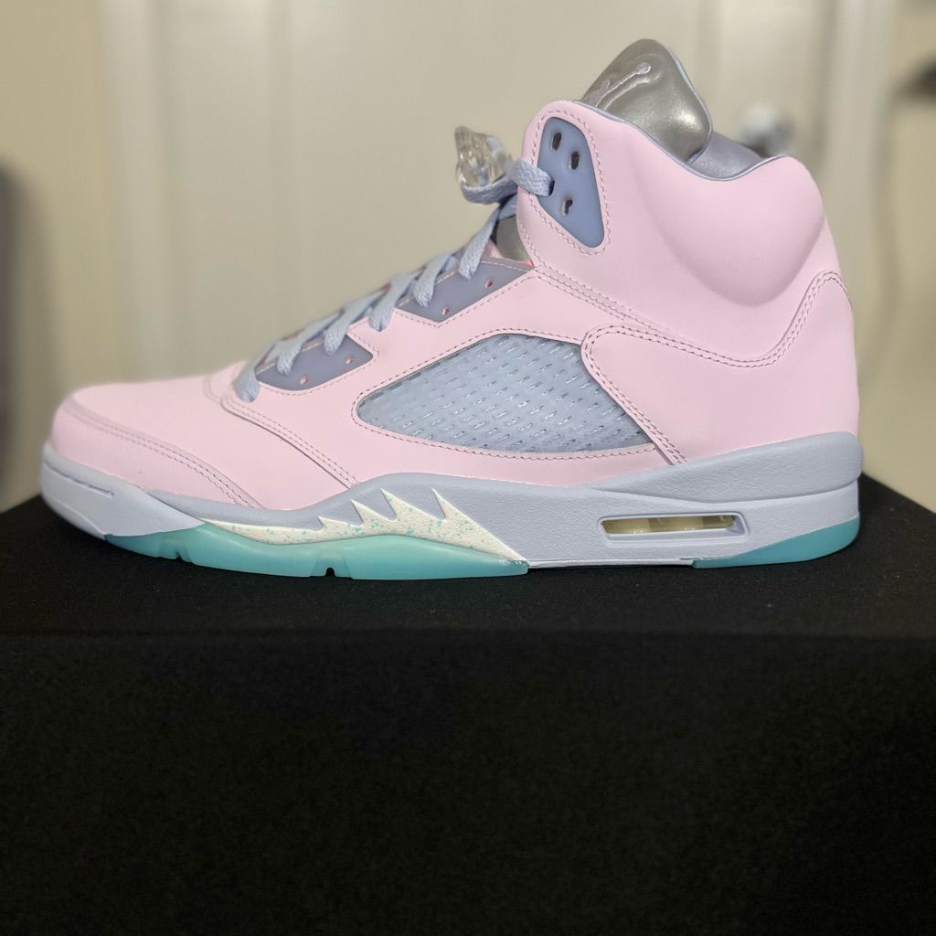 Jordan 5 Retro Easter photo review