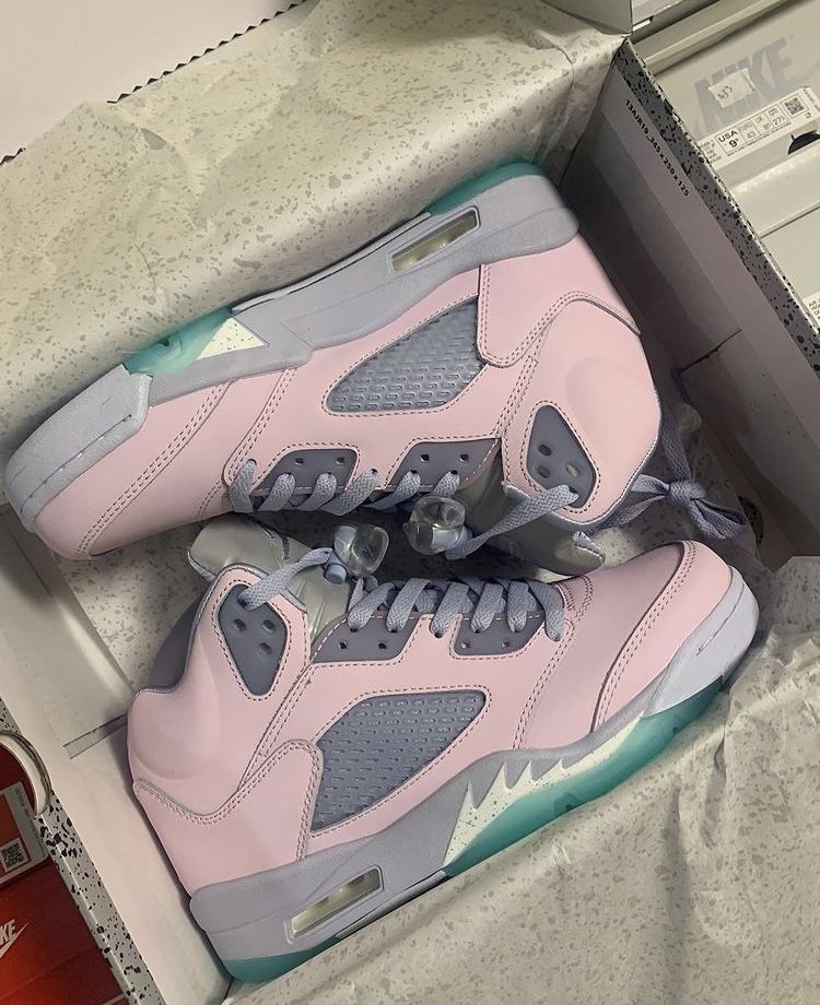 Jordan 5 Retro Easter photo review