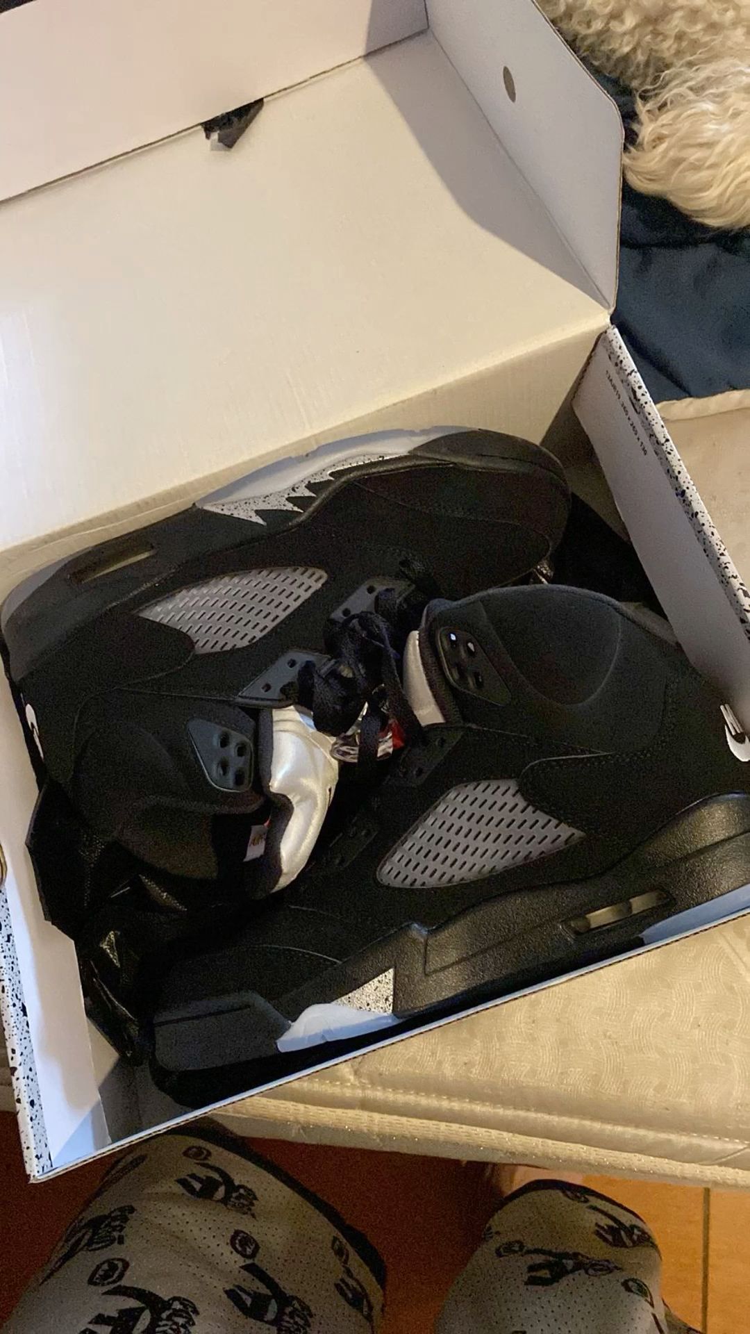 Jordan 5 Retro “Black Metallic” photo review