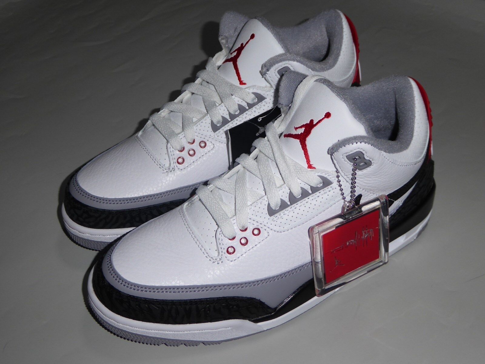 Jordan 3 Retro Tinker Hatfield photo review