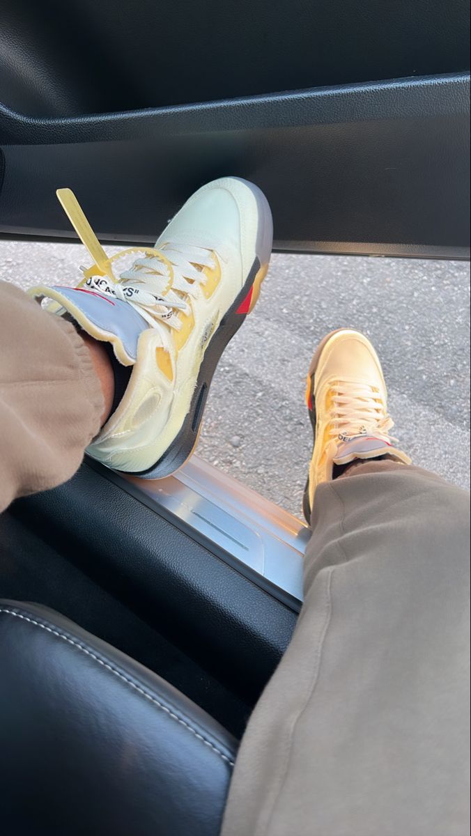 Jordan 5 Retro Off-White Sail photo review