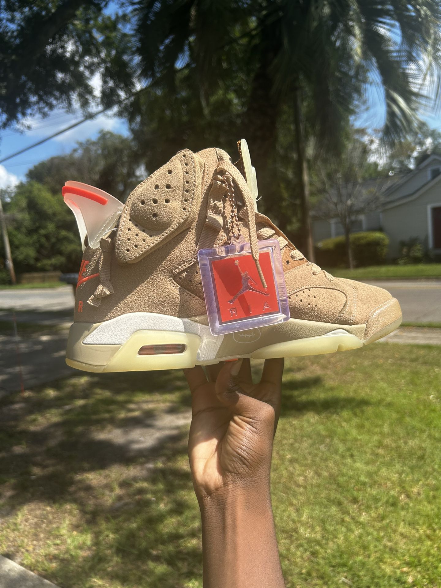 Jordan 6 Retro Travis Scott British Khaki photo review