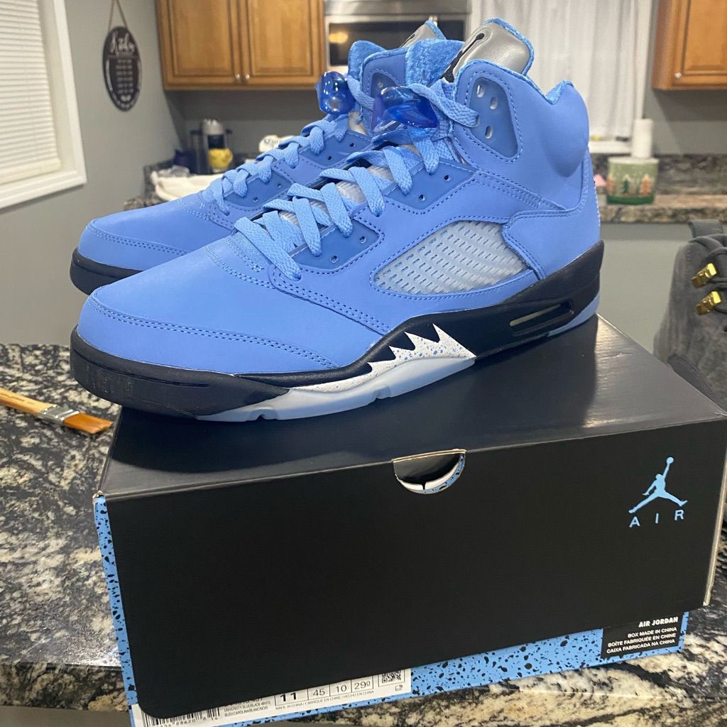 Jordan 5 University Blue photo review