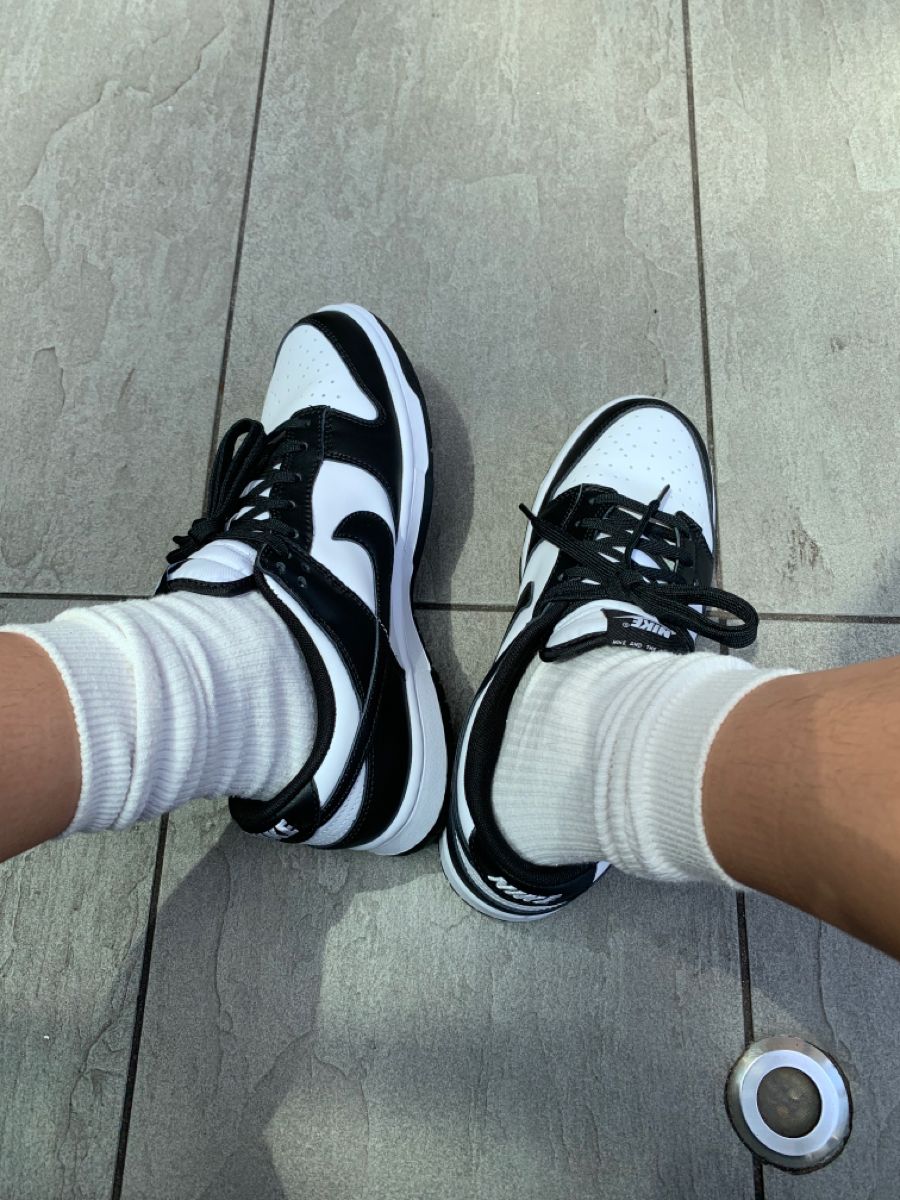 Nike Dunk Low Retro White Black photo review