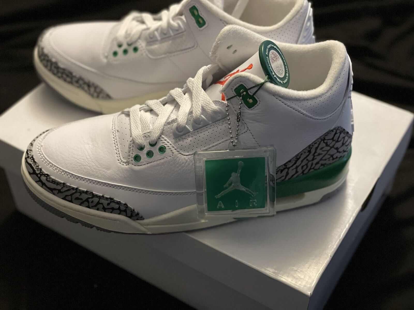 Jordan 3 Lucky Green photo review