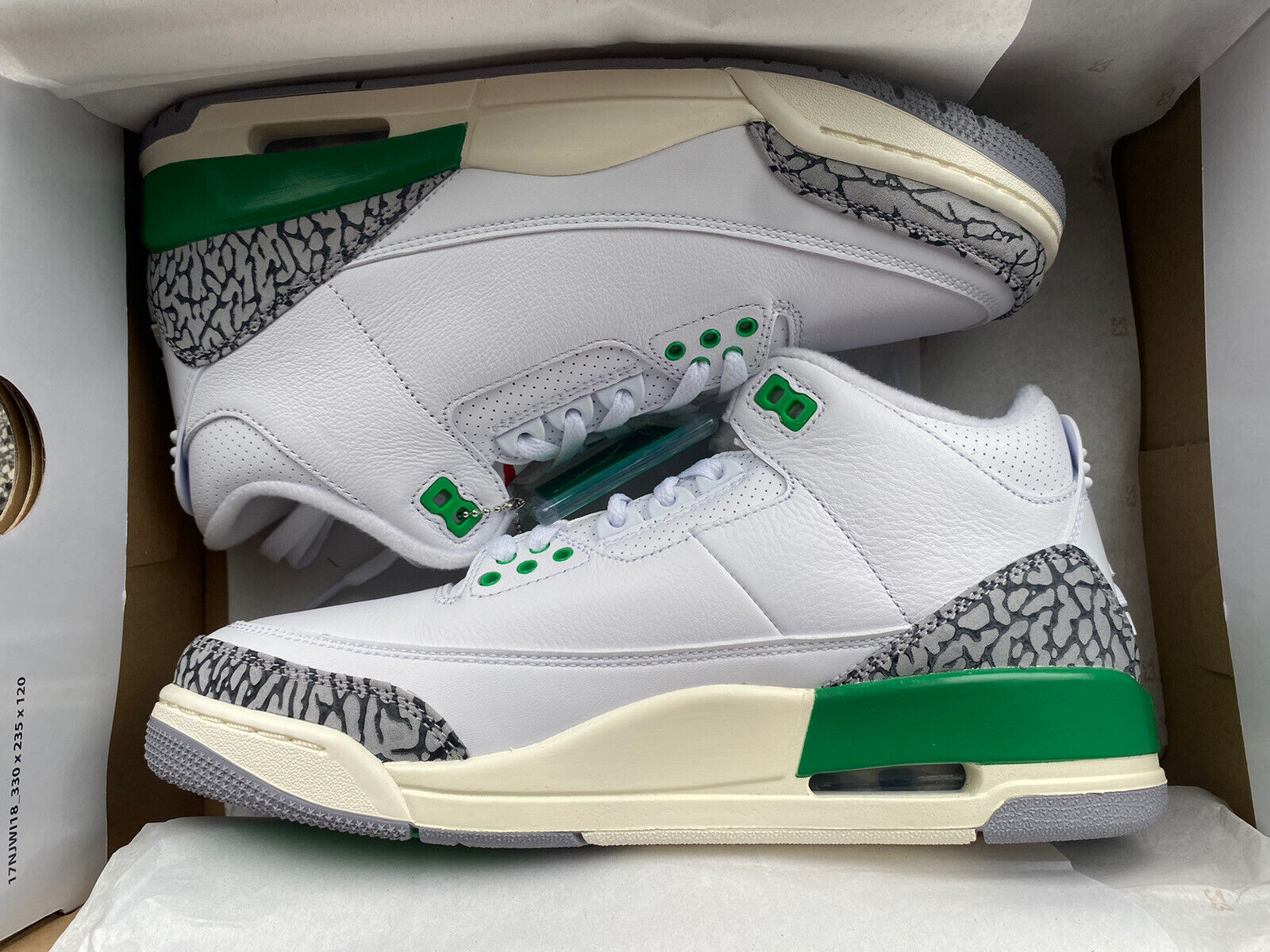 Jordan 3 Lucky Green photo review