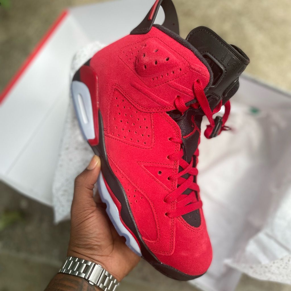 Jordan 6 Retro Toro Bravo photo review