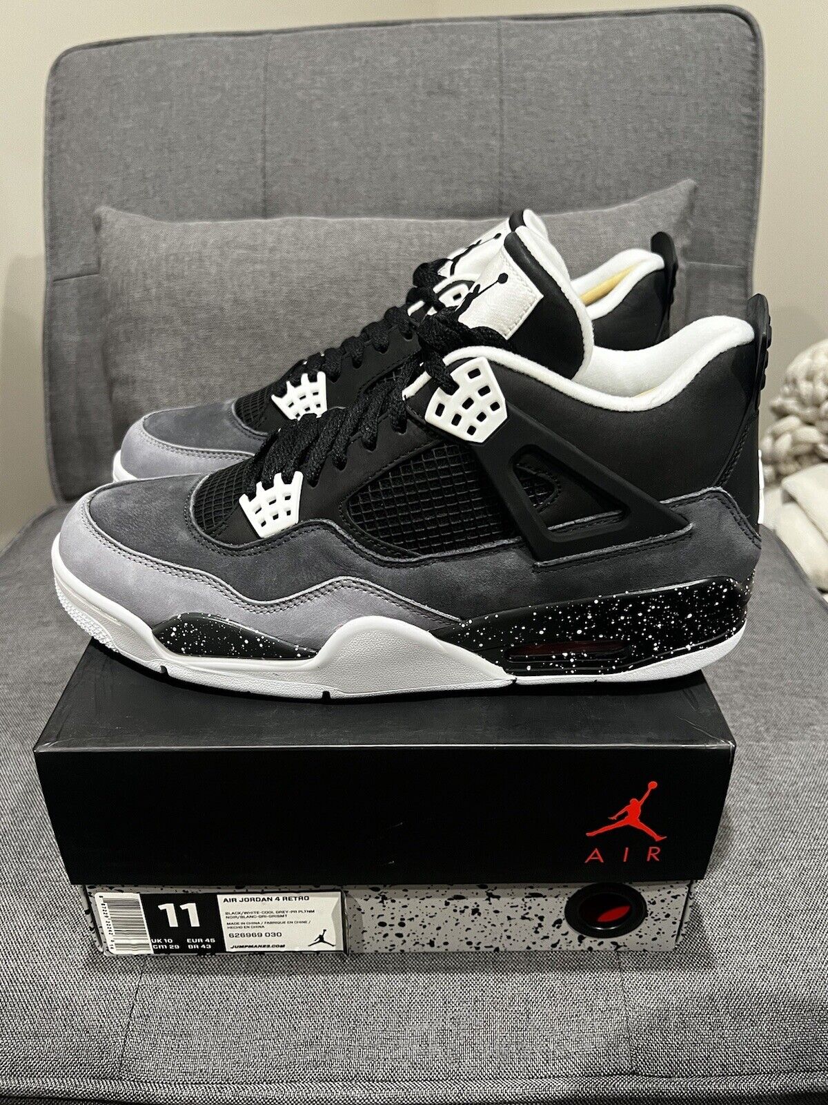 Jordan 4 Retro Fear(2024) photo review