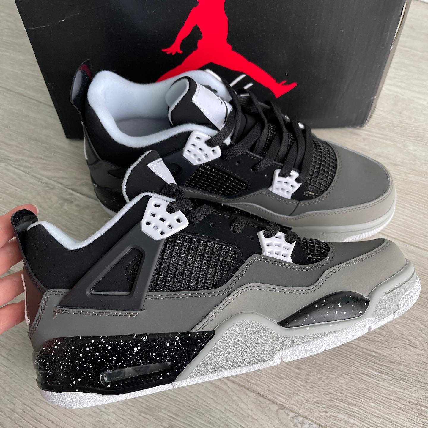 Jordan 4 Retro Fear(2024) photo review
