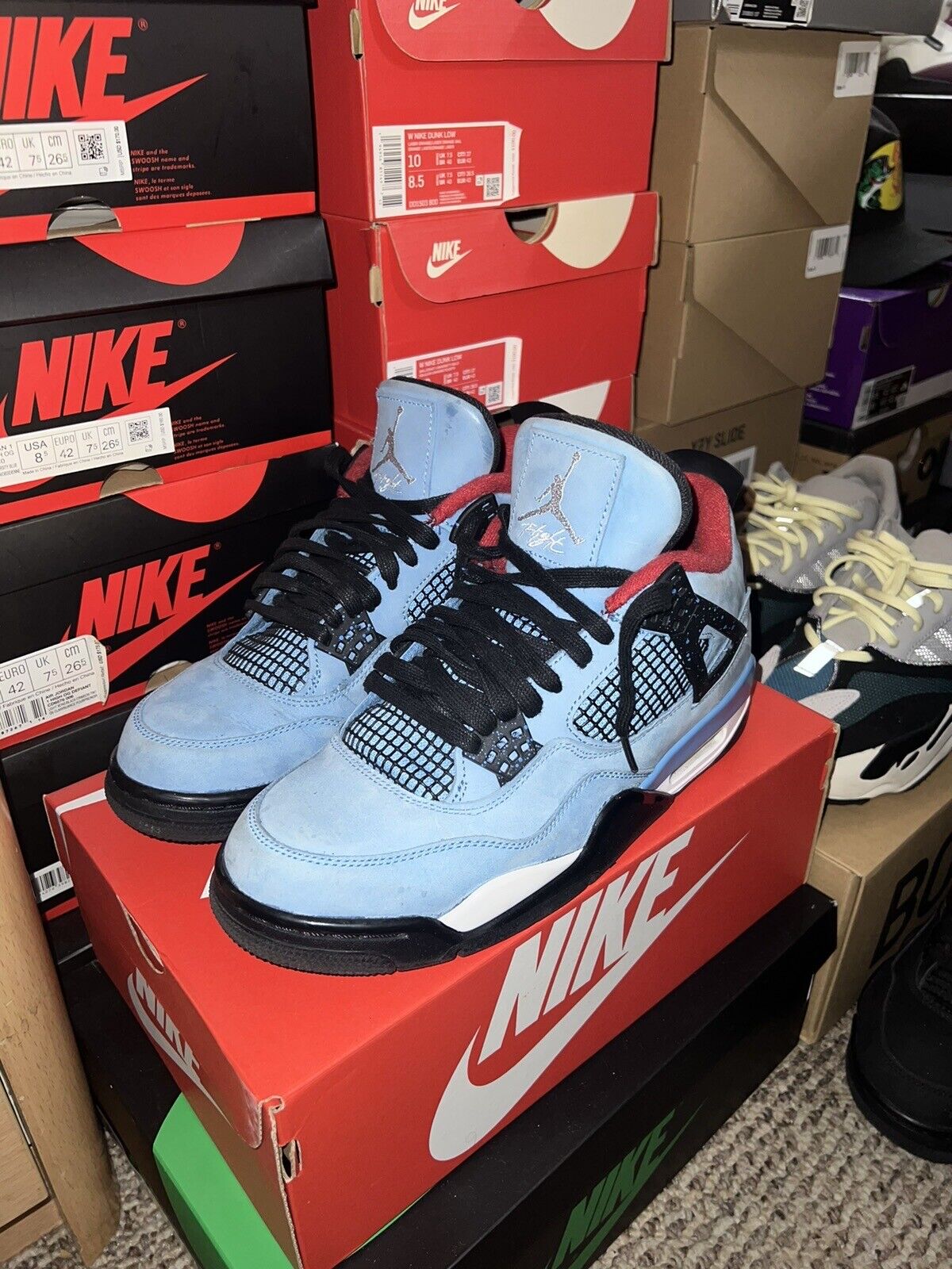 Jordan 4 Retro Travis Scott Cactus Jack photo review