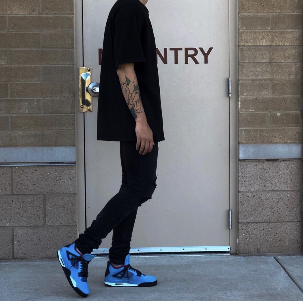 Jordan 4 Retro Travis Scott Cactus Jack photo review