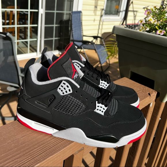 Jordan 4 Retro Bred (2019) photo review