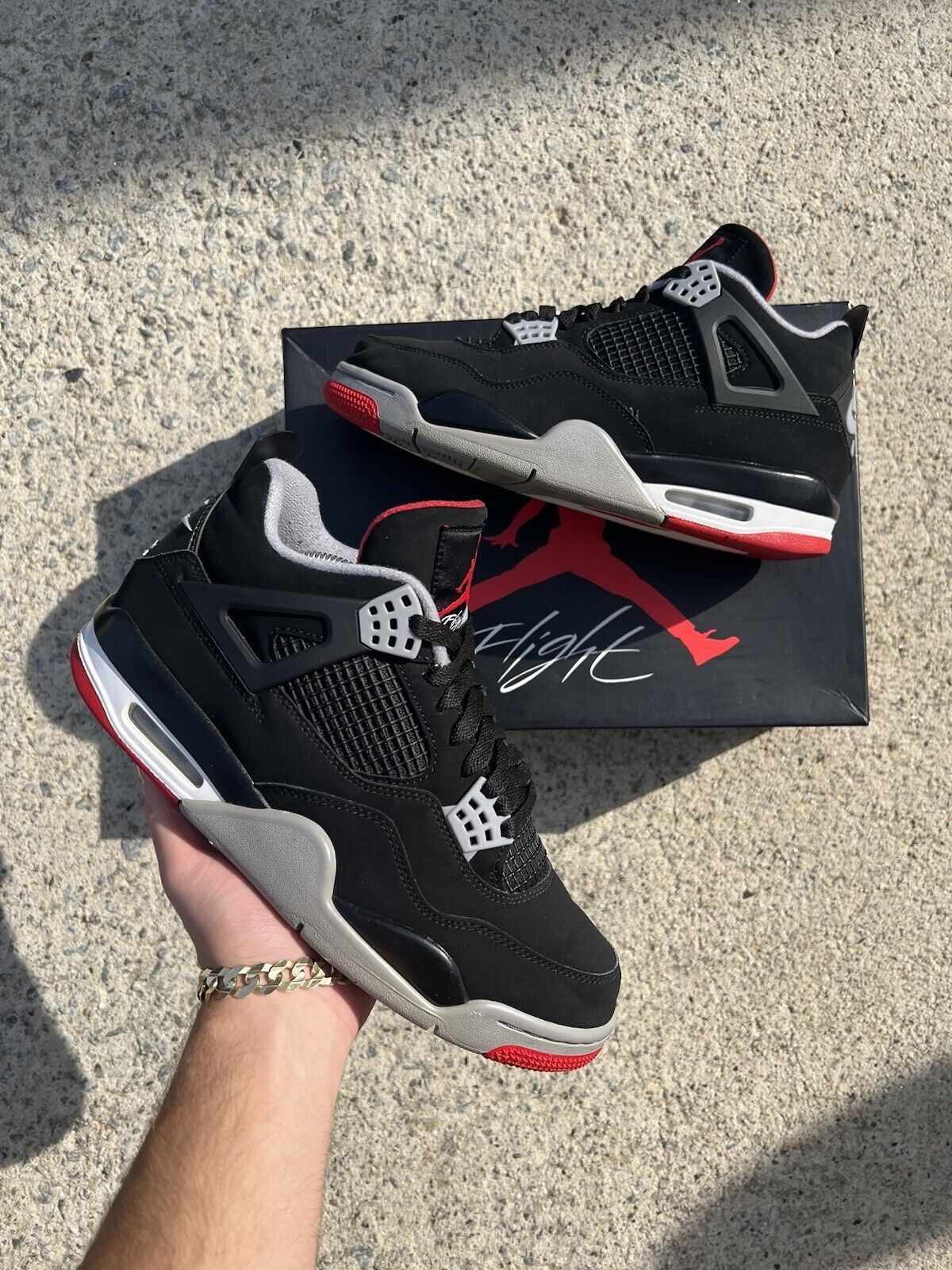 Jordan 4 Retro Bred (2019) photo review