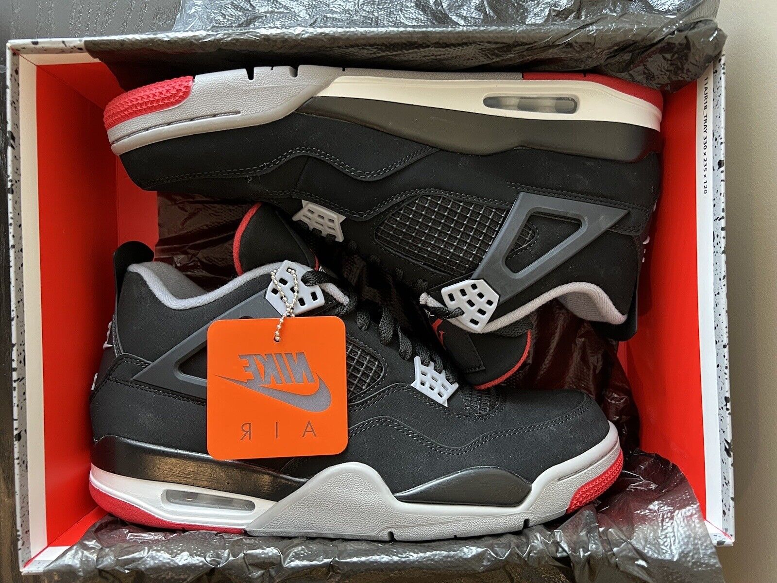 Jordan 4 Retro Bred (2019) photo review