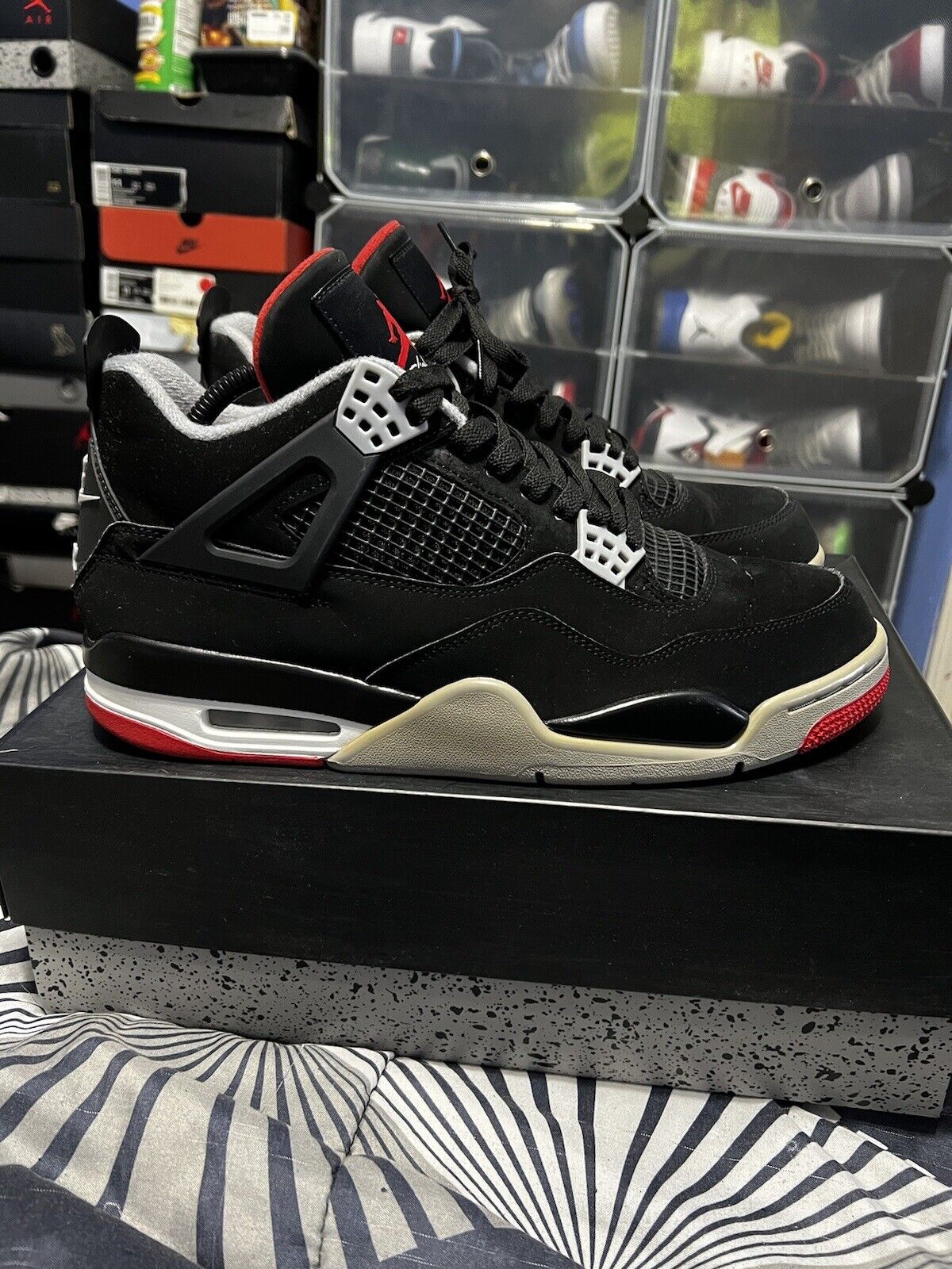 Jordan 4 Retro Bred (2019) photo review