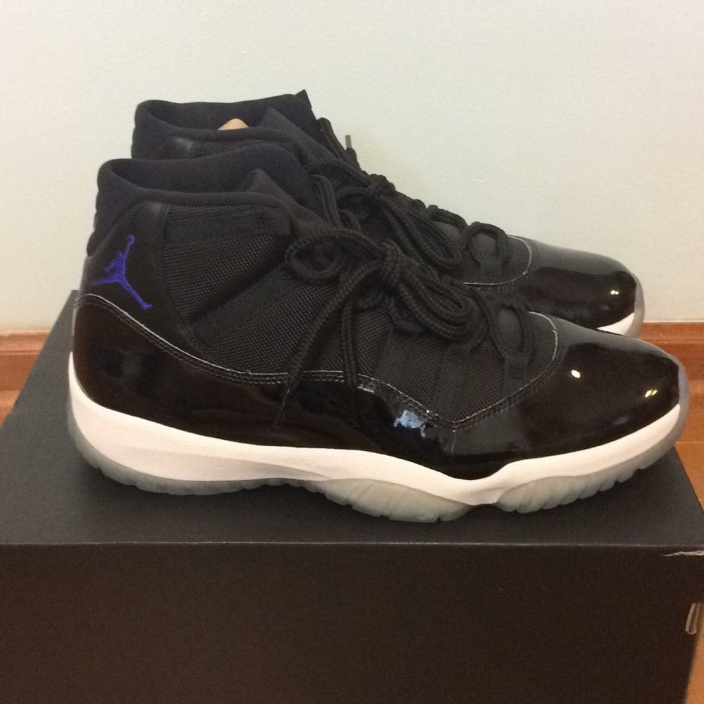Jordan 11 Retro Space Jam (2016) photo review