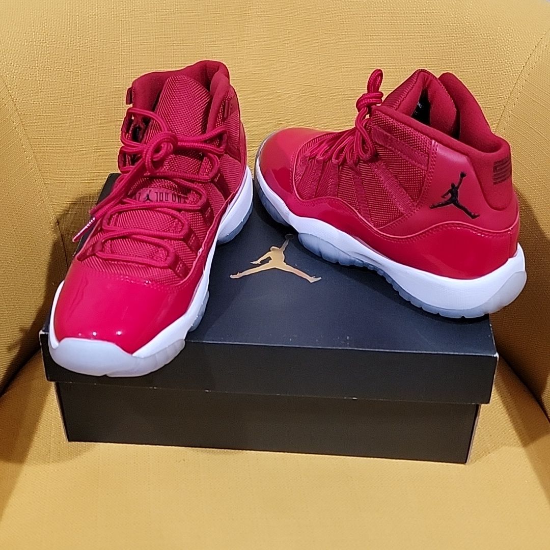 Jordan 11 Retro Win like 96 photo review