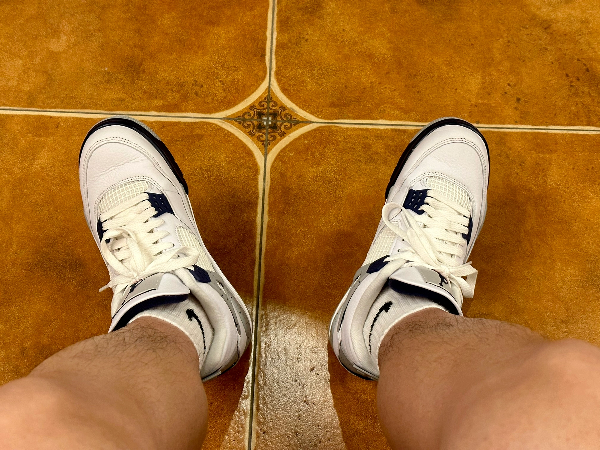 Jordan 4 Retro Midnight Navy photo review