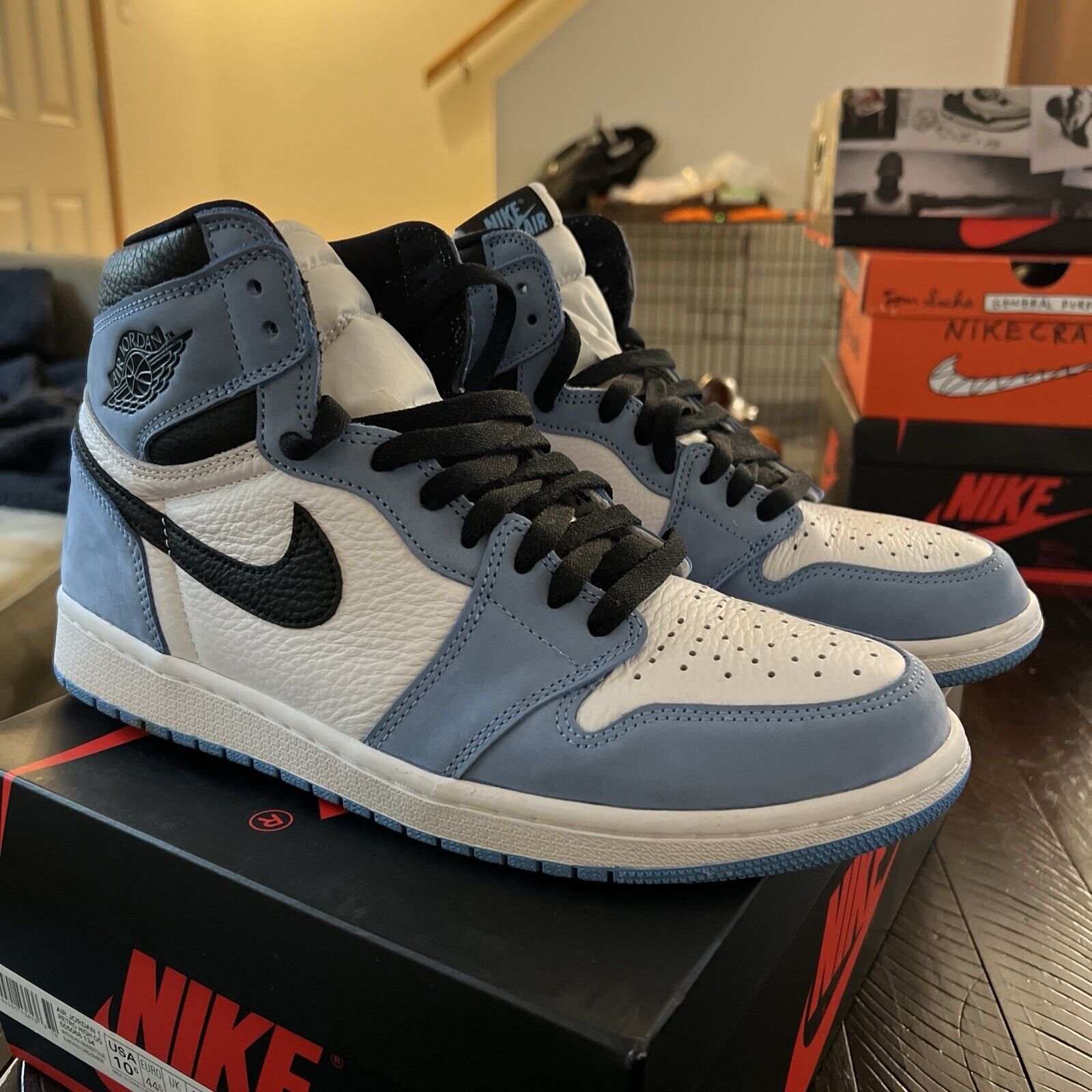 Jordan 1 Retro High OG University Blue photo review