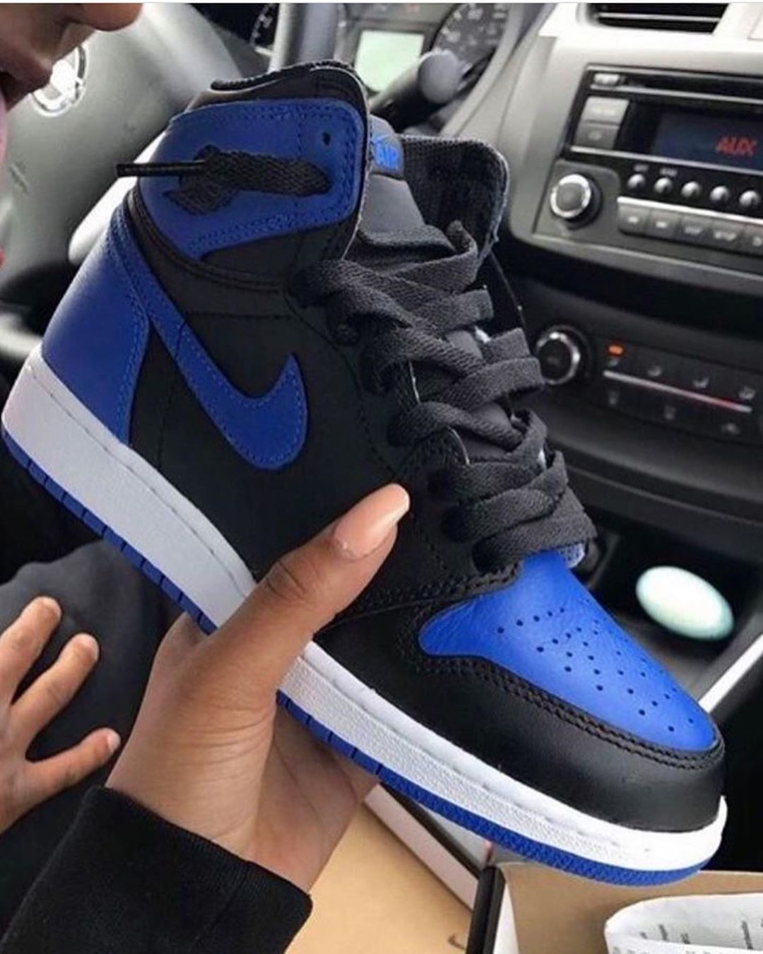 Jordan 1 Retro High OG Royal Blue photo review