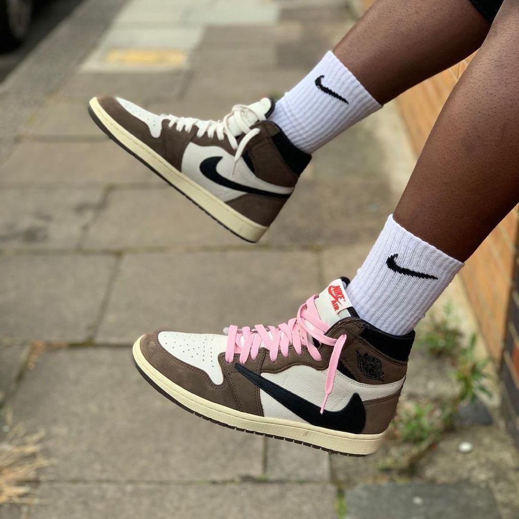 Jordan 1 Retro High OG SP Travis Scott photo review