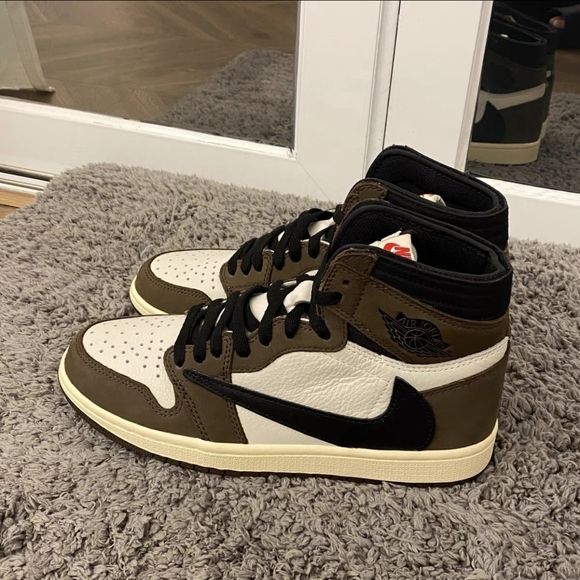 Jordan 1 Retro High OG SP Travis Scott photo review