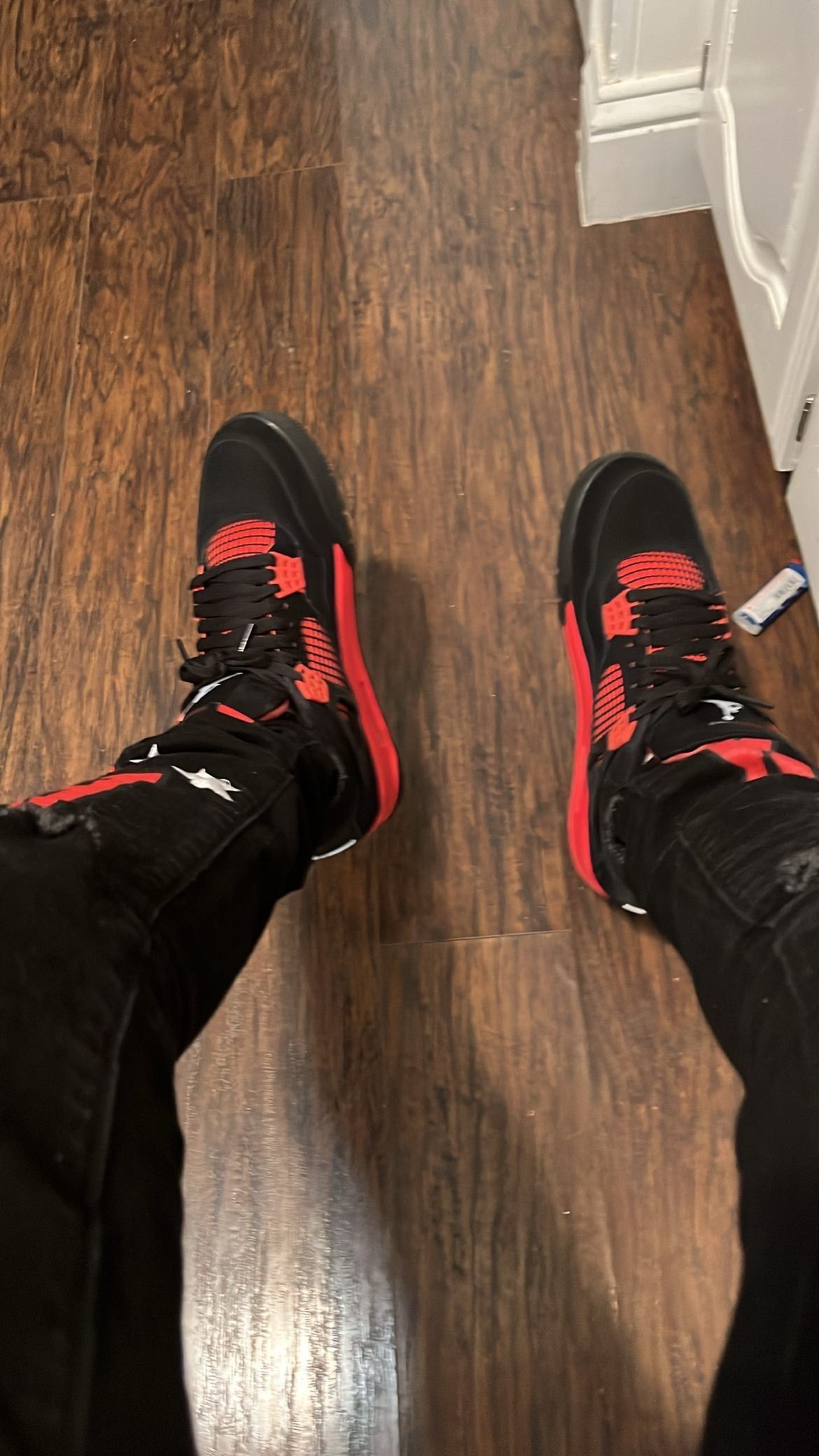 Jordan 4 Retro Red Thunder photo review