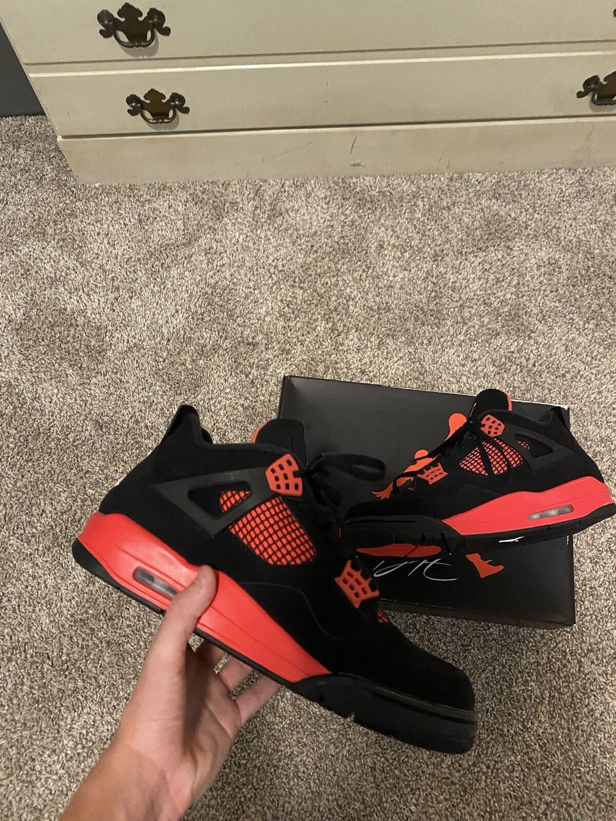 Jordan 4 Retro Red Thunder photo review