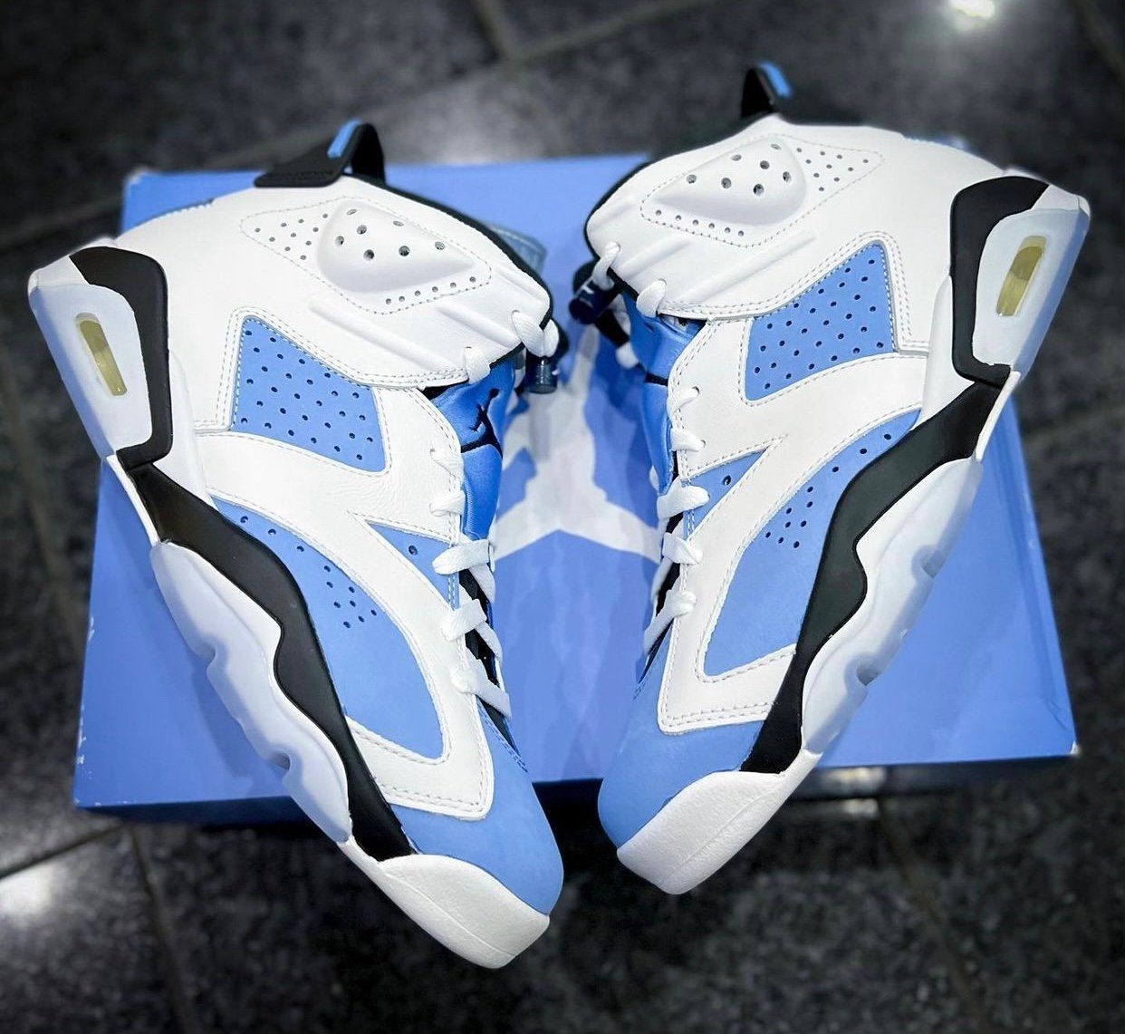 Jordan 6 Retro UNC White photo review