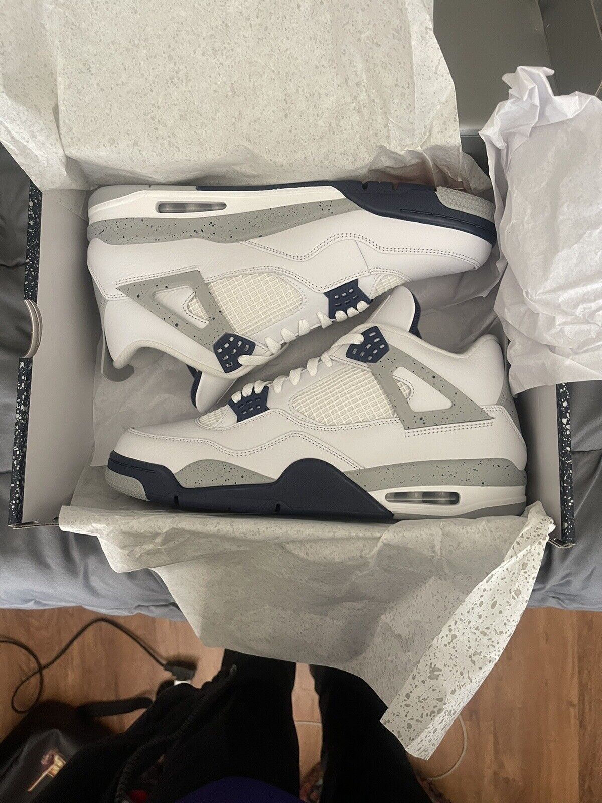 Jordan 4 Retro Midnight Navy photo review