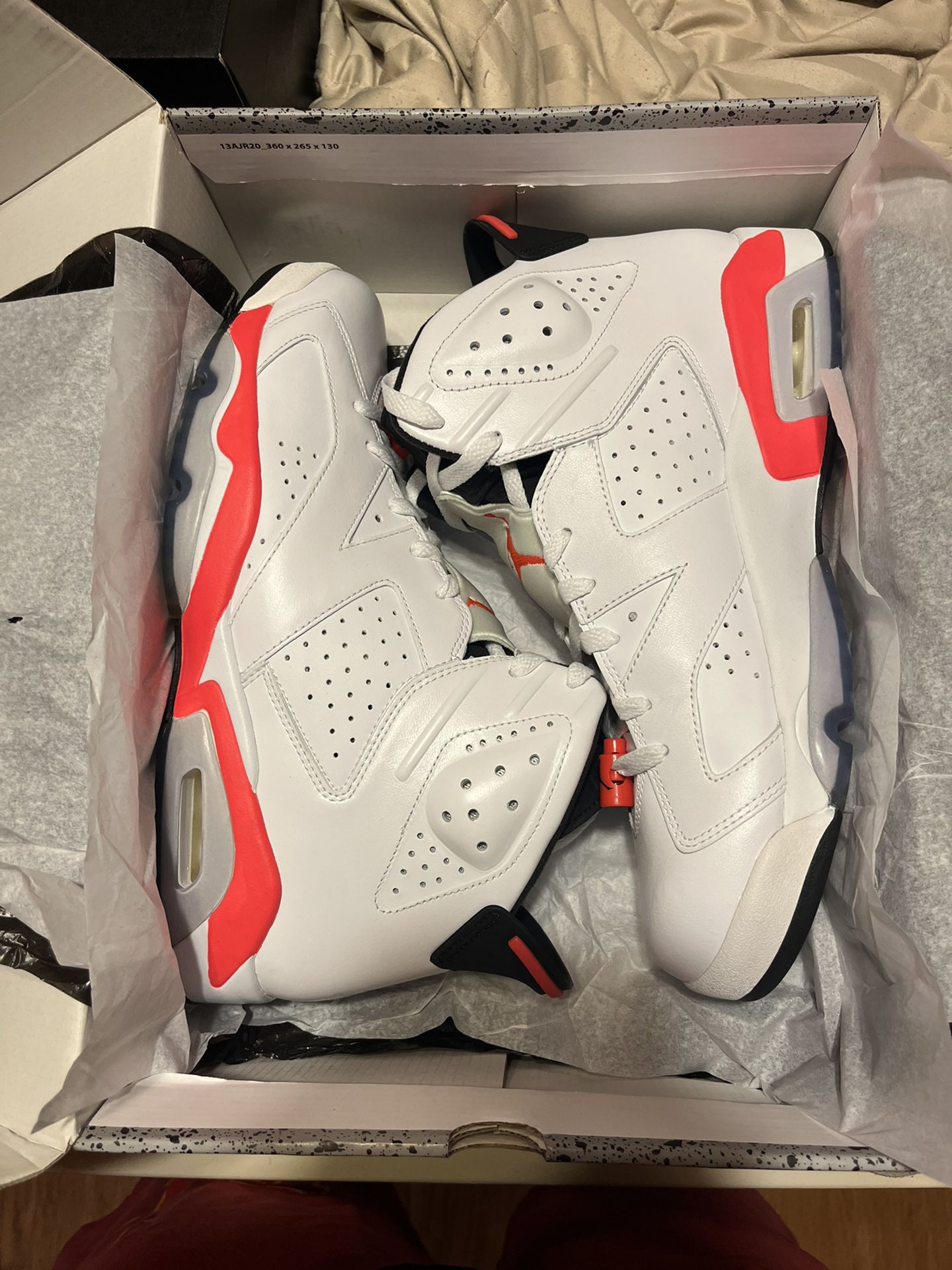 Jordan 6 Retro White Infrared photo review
