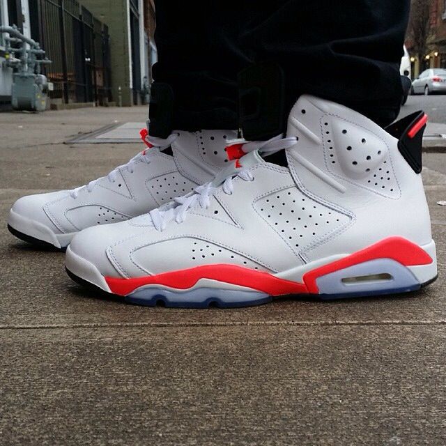 Jordan 6 Retro White Infrared photo review