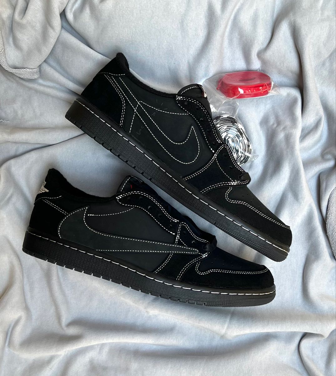 Jordan 1 Retro Low OG SP Travis Scott Black Phantom photo review