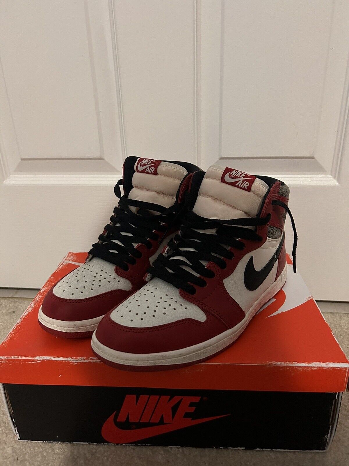 Jordan 1 Retro High OG Chicago Lost and Found photo review