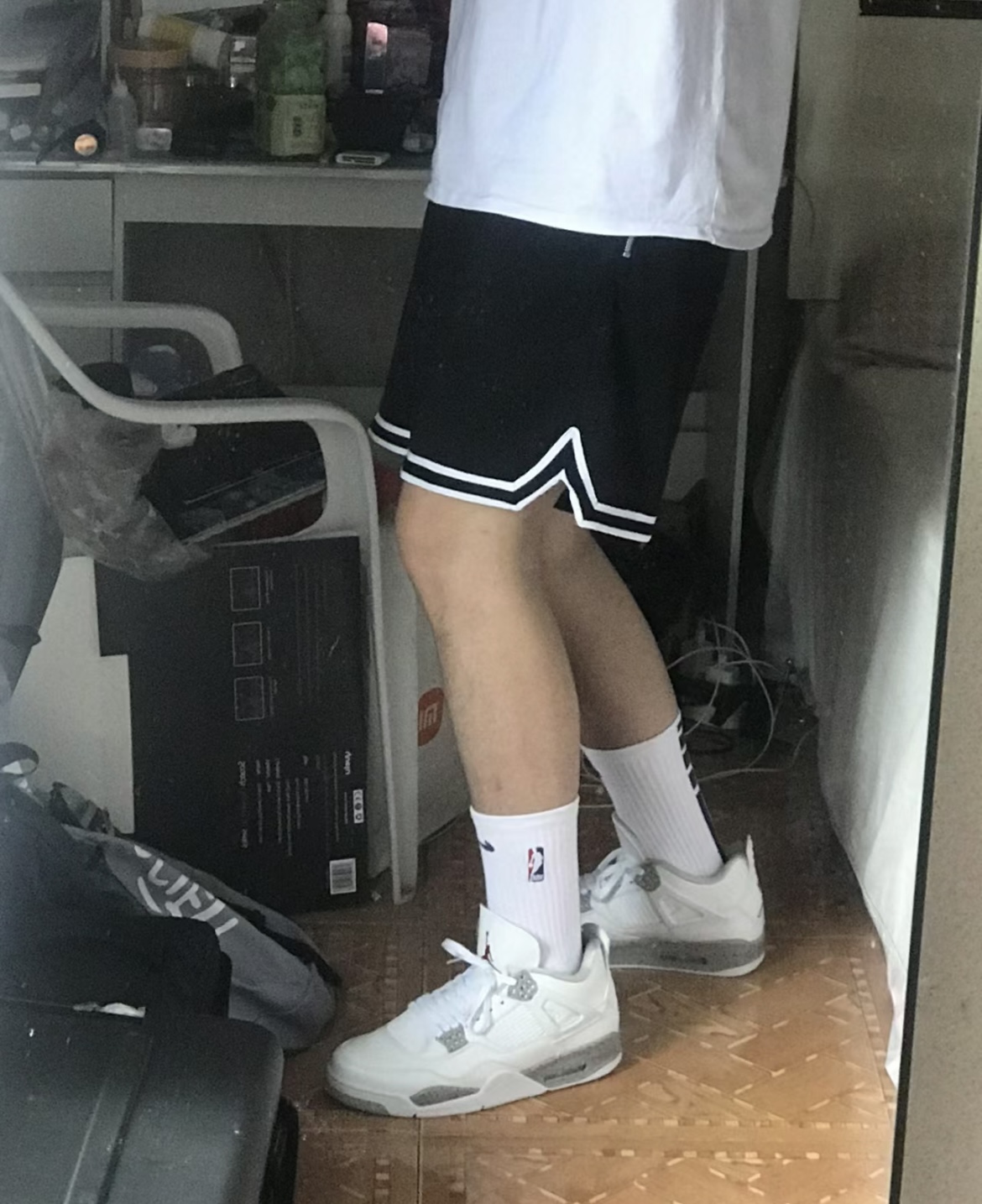 Jordan 4 Retro White Oreo photo review