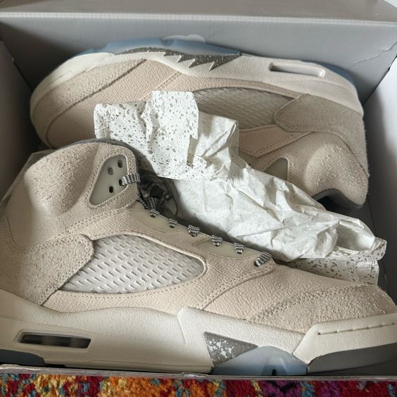 Jordan 5 Retro SE Craft Light Orewood Brown photo review
